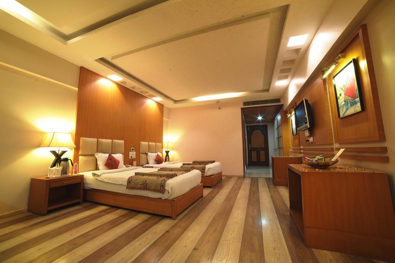 Hotel Babylon Inn Райпур Экстерьер фото