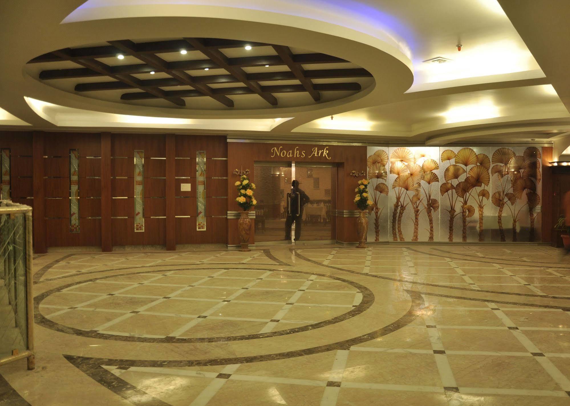 Hotel Babylon Inn Райпур Экстерьер фото